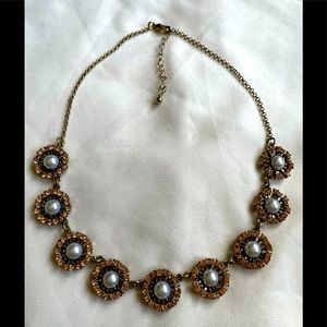 🌟 Pearls and crystals neckwear